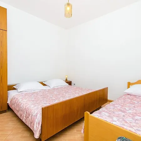 Dom wakacyjny House Rose Živogošće